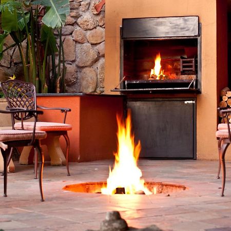 La Roca Guest House Mbombela Exterior foto